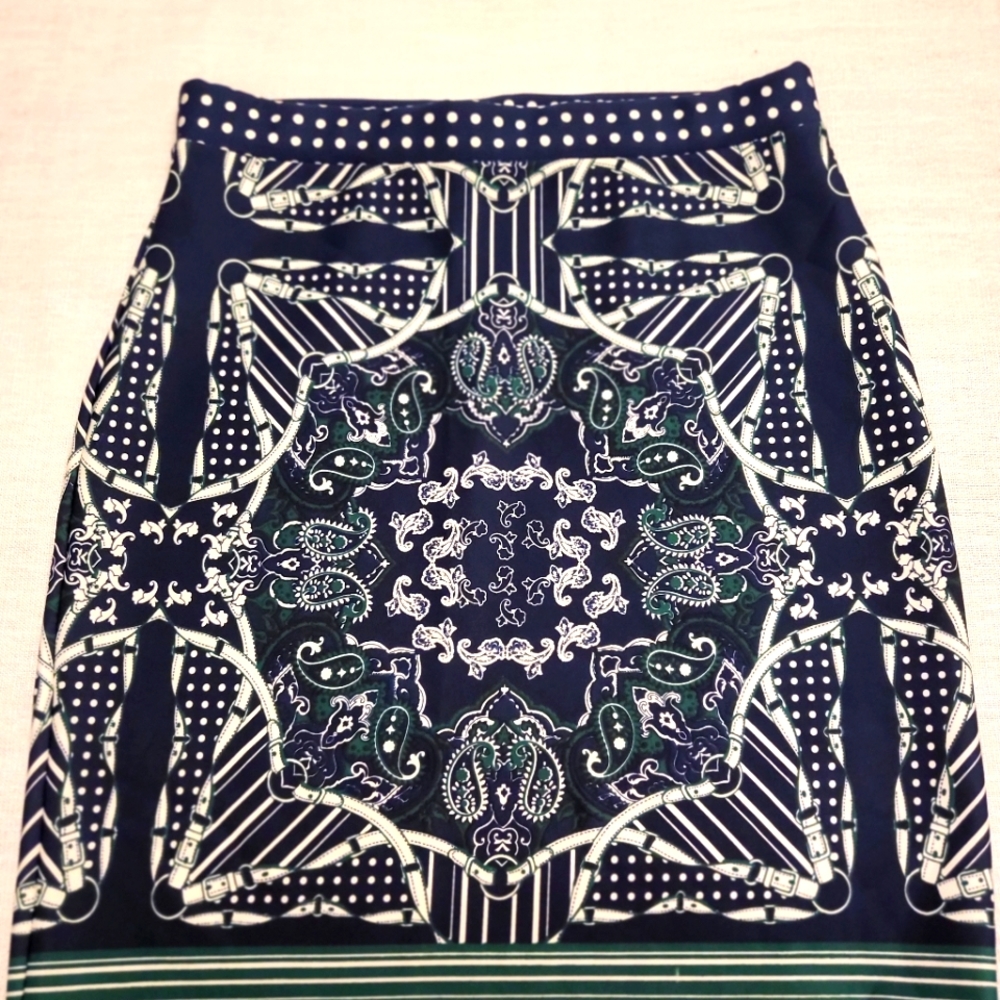 Melissa‎ Paige skirt
